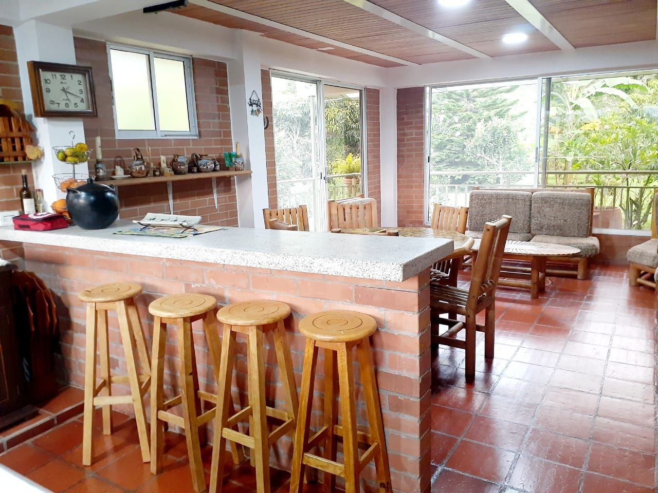 Bajo el Cielo - vista exterior